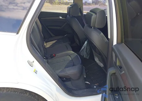 2021 Audi Q5 Premium 45 Tfsi Quattro S Tronic из США, поврежденный, VIN WA1AAAFY9M2033166